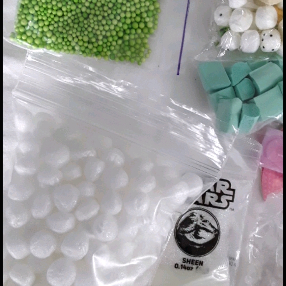 Slime supplies mystery box, 7 items